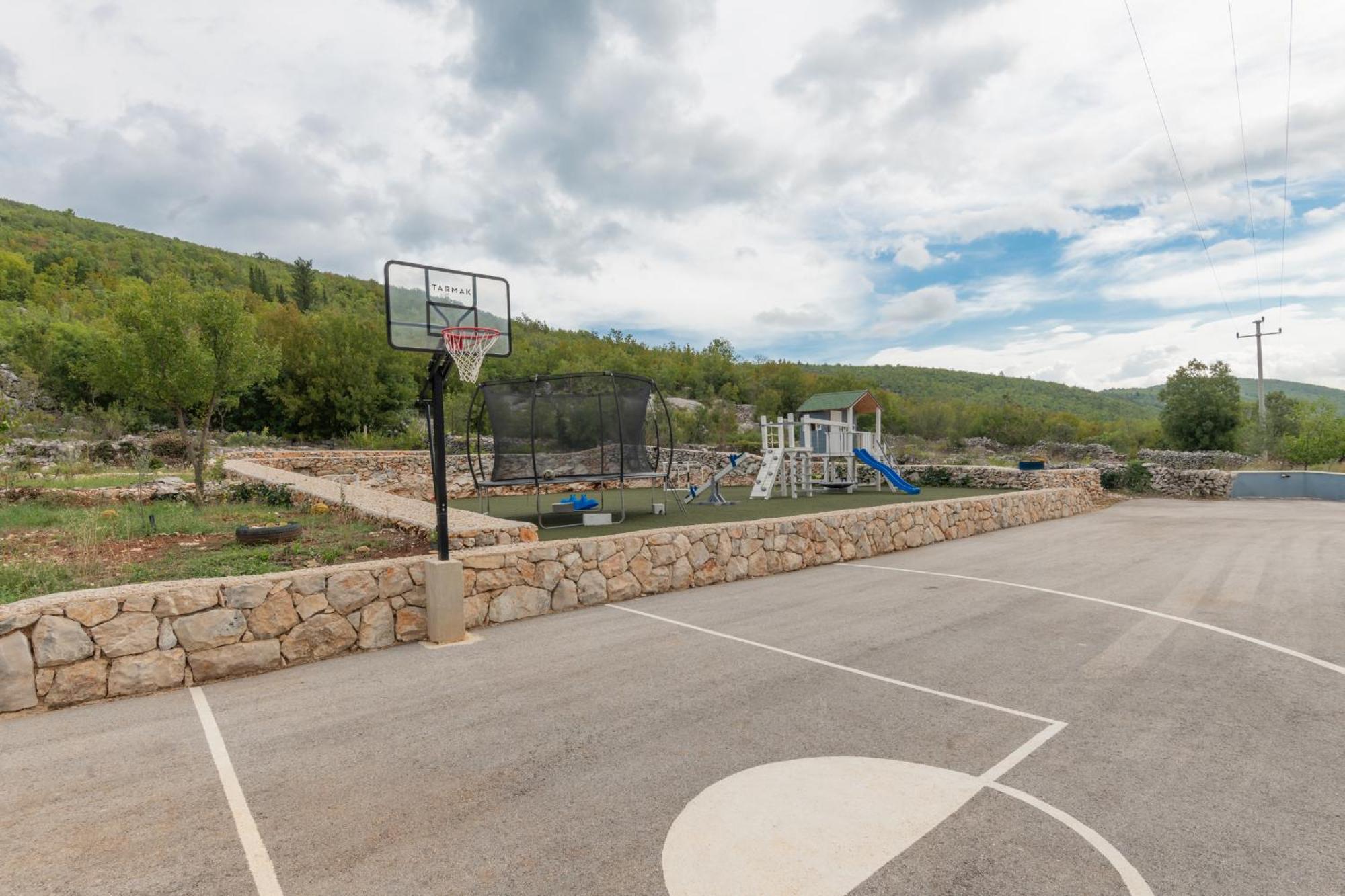Villa Hill Stars, Makarska- Slivno Slivno  Екстериор снимка